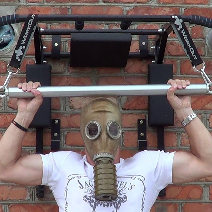 крутящийся турник workout